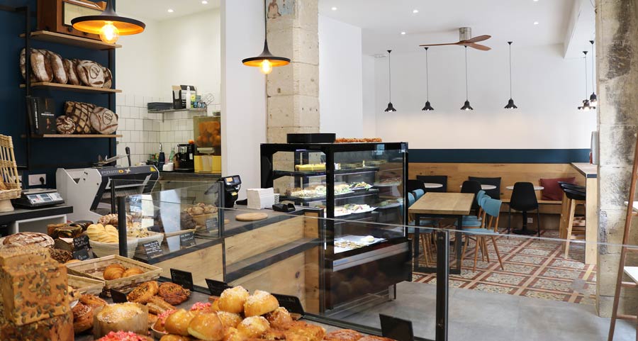 Rénovation d'une boulangerie artisanale par un architecte spécialisé dans l'aménagement de boutiques et de magasins en Provence-Alpes-Côtes d'Azur