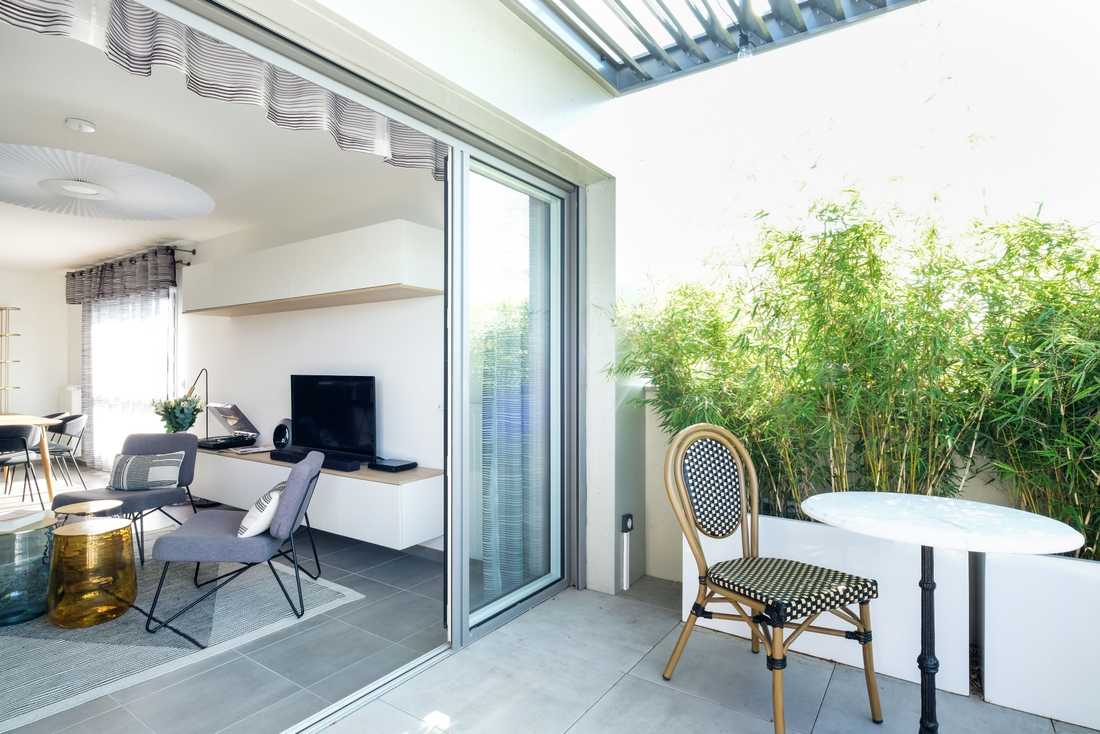 Terrasse dans la continuité de l'appartement à Aix-en-Provence