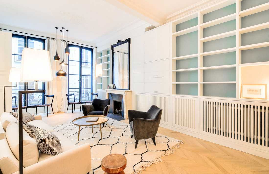 Aménagement d'un appartement haut plafond - le salon