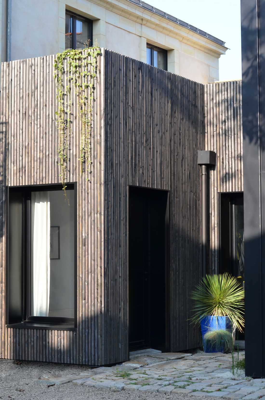 Extension d'une maison ancienne réalisé par un architecte à Aix-en-Provence