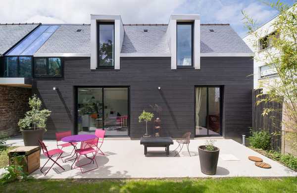 Maison mitoyenne au style contemporain réalisée par un architecte d'intérieur à Aix-en-Provence