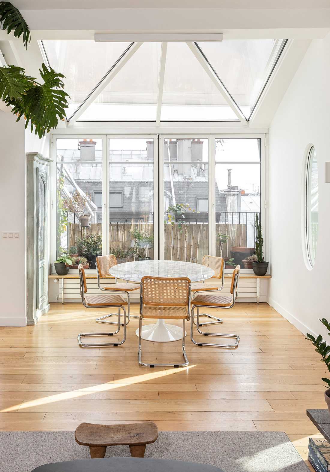 Salle à manger amenagée par un architecte d'interieur à Aix-en-Provence