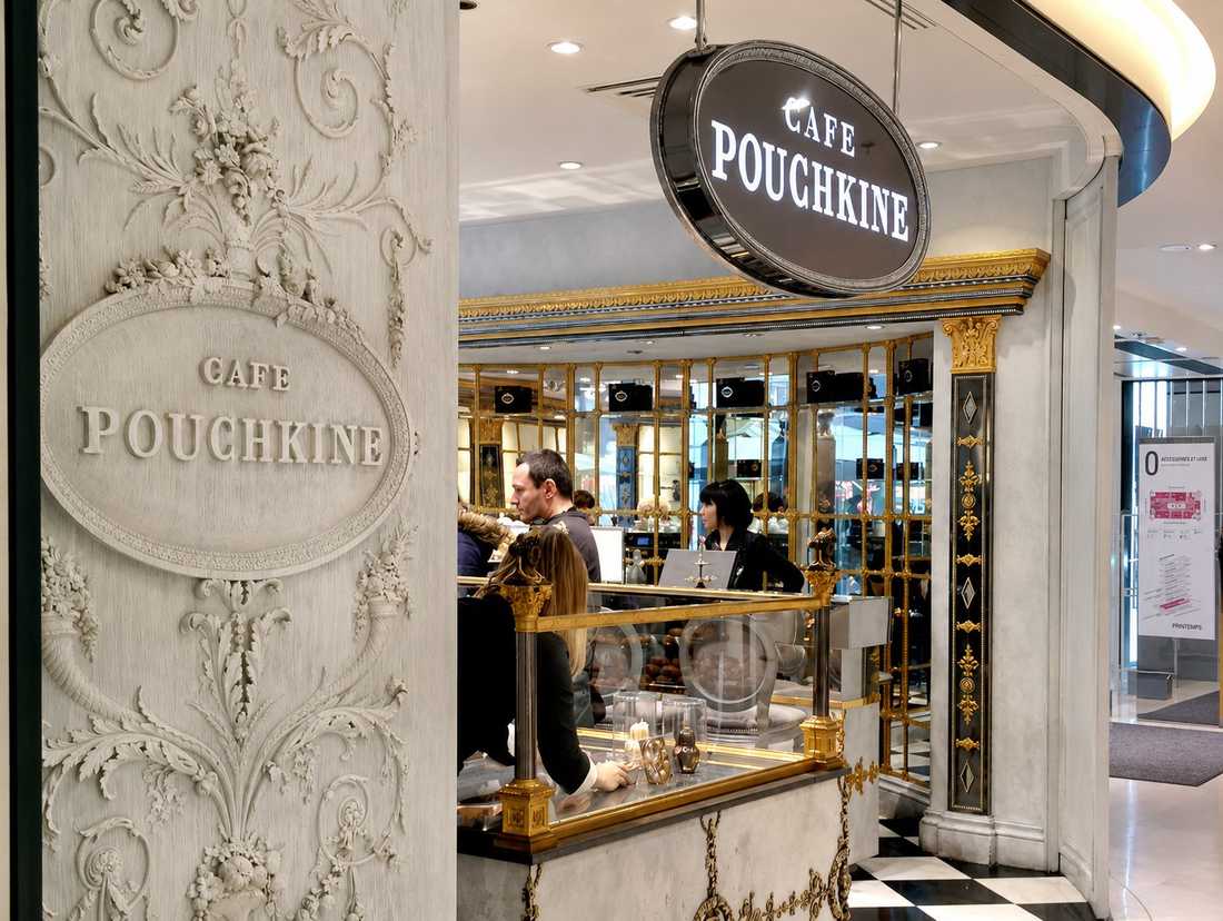 Aménagement d'un café par un architecte spécialiste de l'architecture commerciale à Aix-en-Provence