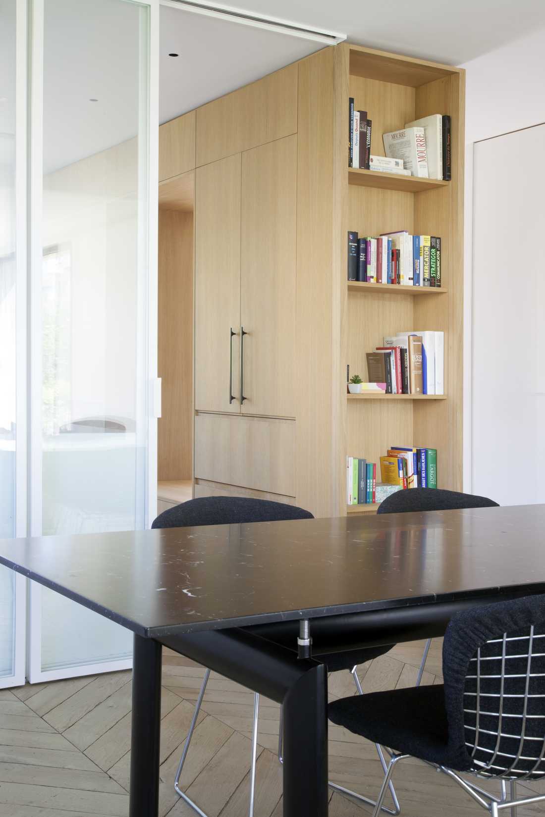 Salle à manger rénovée par un architecte d'intérieur à Aix-en-Provence