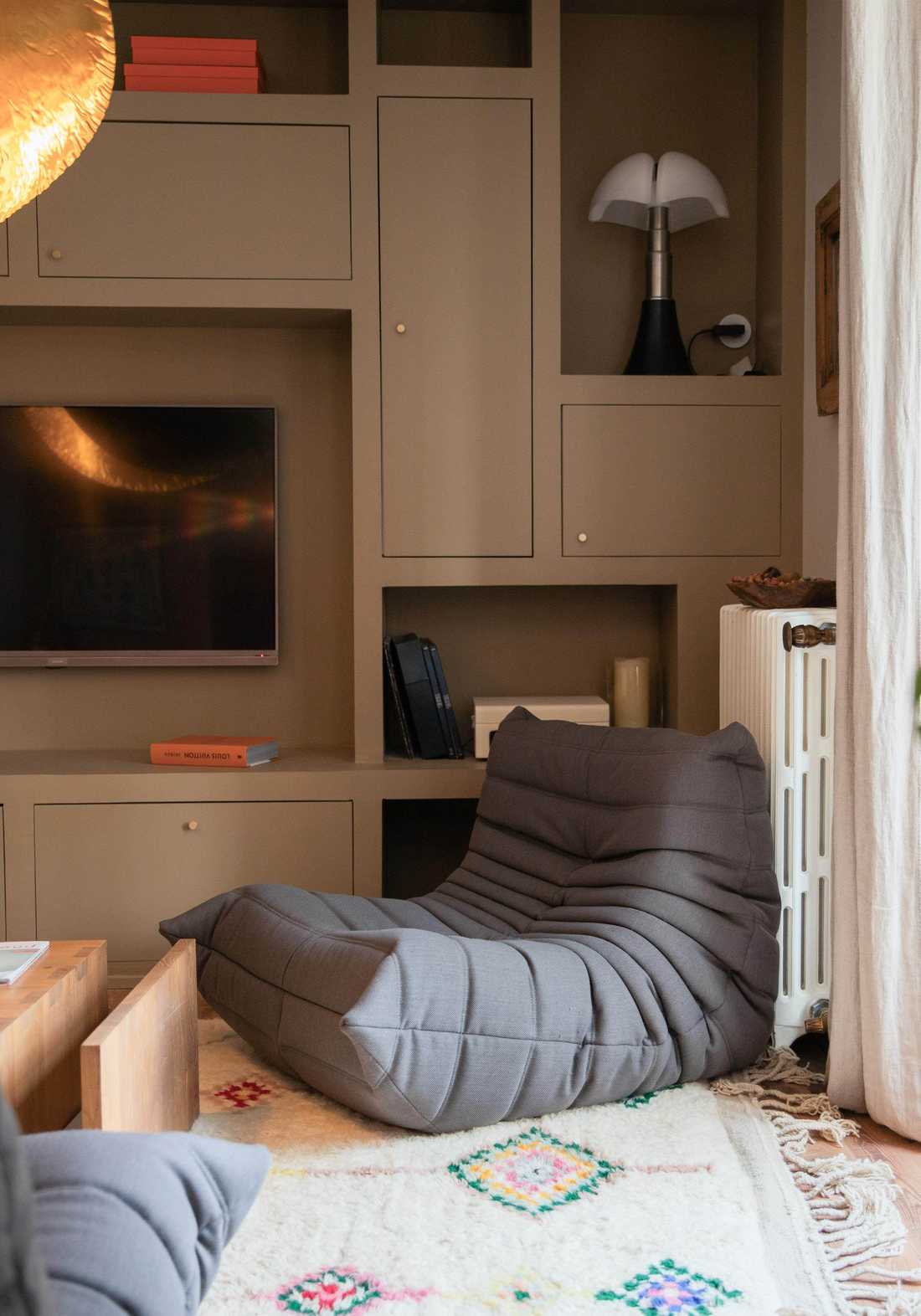 Agencement d'un meuble TV sur mesure