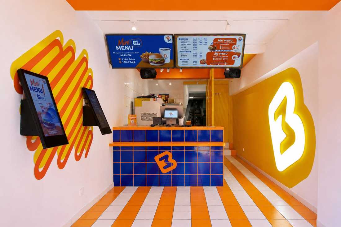 Comptoir d'un fast food conçu par un architecte d'intérieur